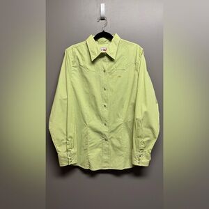 XL Women’s Roper Pearl Button Down, Super Comfortable Flexible Fit